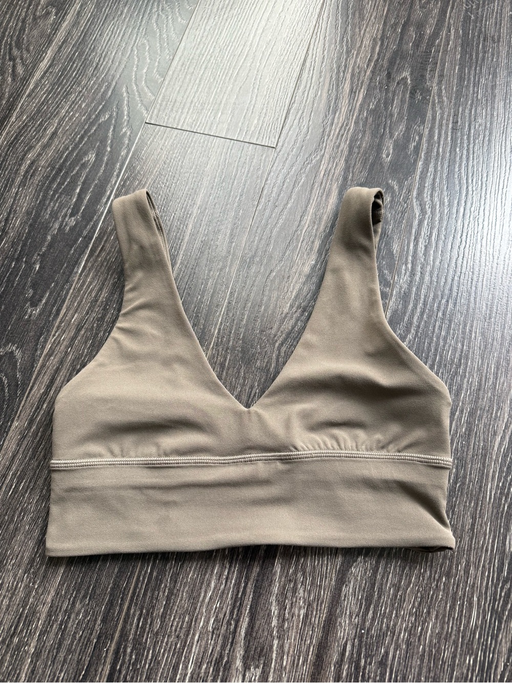 Lululemon Women’s Align V-Neck Bra